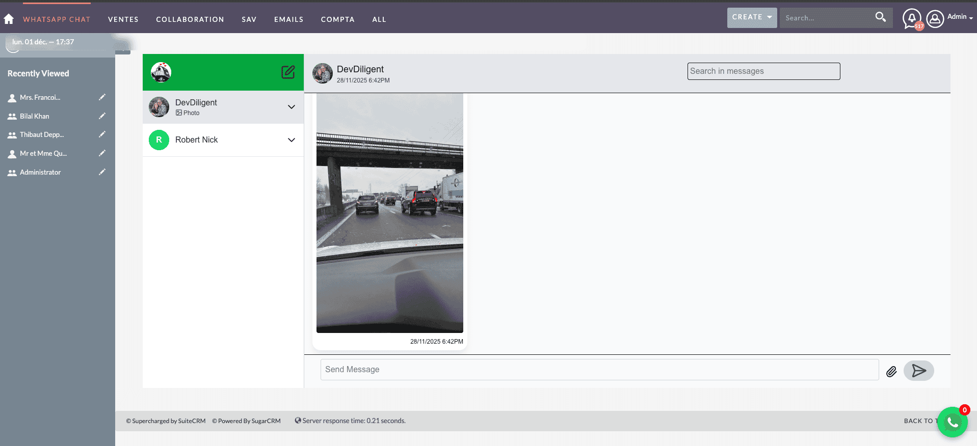 wattsapp main screen on